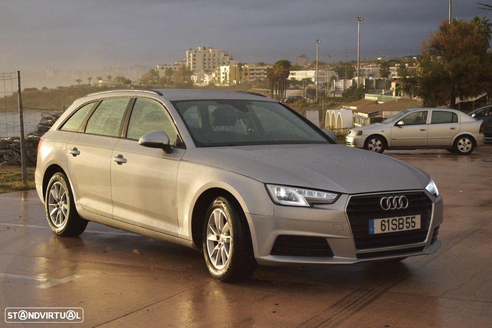 Audi A4 Avant 2.0 TDI Business Line - 2