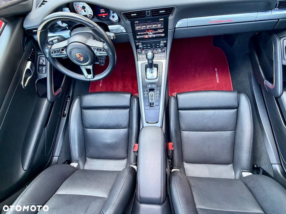 Porsche 911 Carrera S PDK - 16