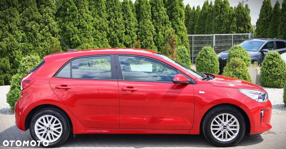 Kia Rio - 5