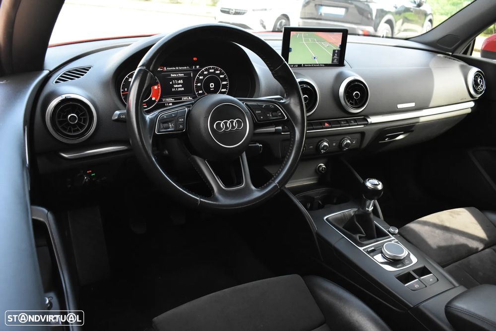 Audi A3 Cabrio 2.0 TDi S-line - 26