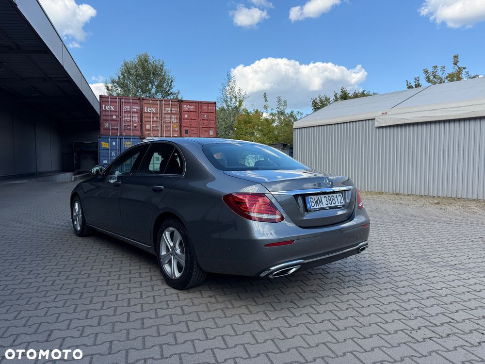 Mercedes-Benz Klasa E 220 d 9G-TRONIC - 6