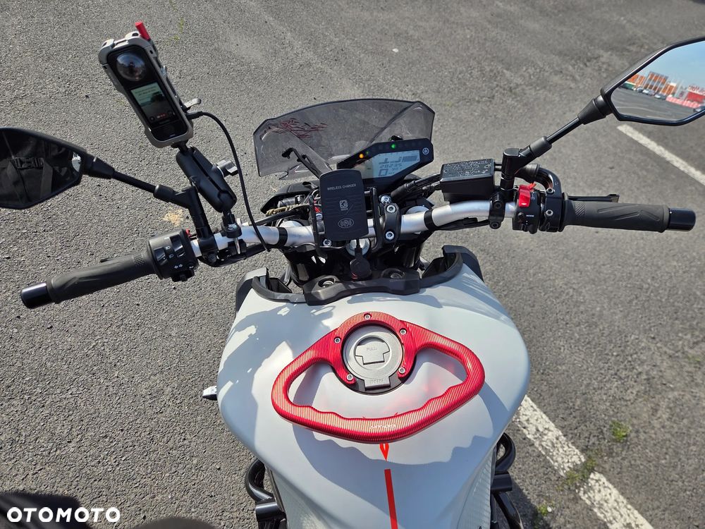 Yamaha MT - 10