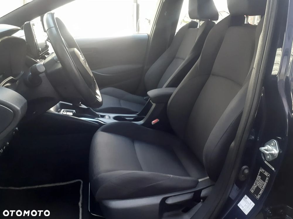 Toyota Corolla - 22