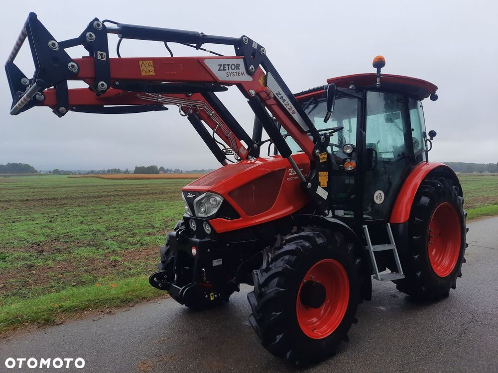 Zetor NOWY Ciągnik rolniczy ZETOR Proxima CL100 z TUR+TUZ przedni, ZETOR Forterra HSX 110 z ładowaczem TUR, Ciągnik rolniczy KIOTI 904 z ładowacze TUR, Ciągnik rolniczy Lamborghini Lampo 70 z ładowaczem, Ciągnik rolniczy sadowniczy New Holland Boomer 50 z TUREM - 2