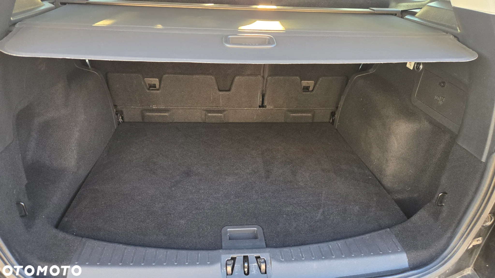 Ford Kuga 1.5 EcoBoost 2x4 Titanium - 23