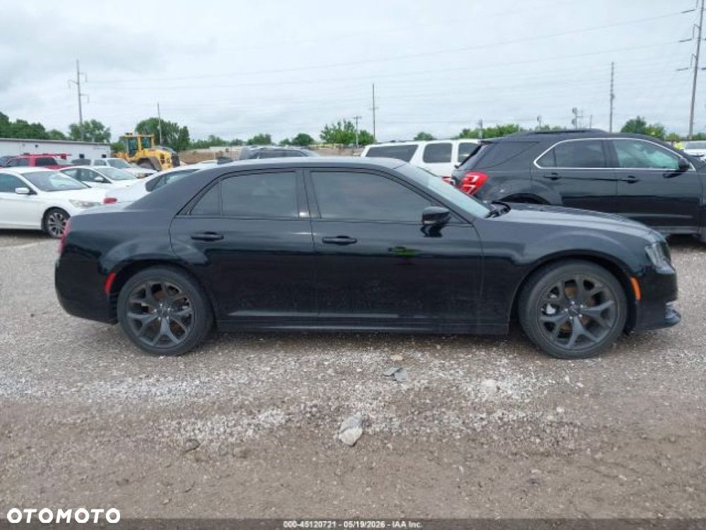 Chrysler 300 - 5