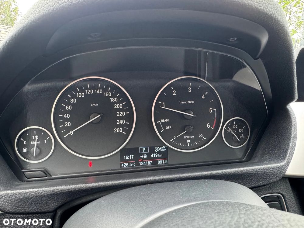 BMW Seria 3 318d - 14