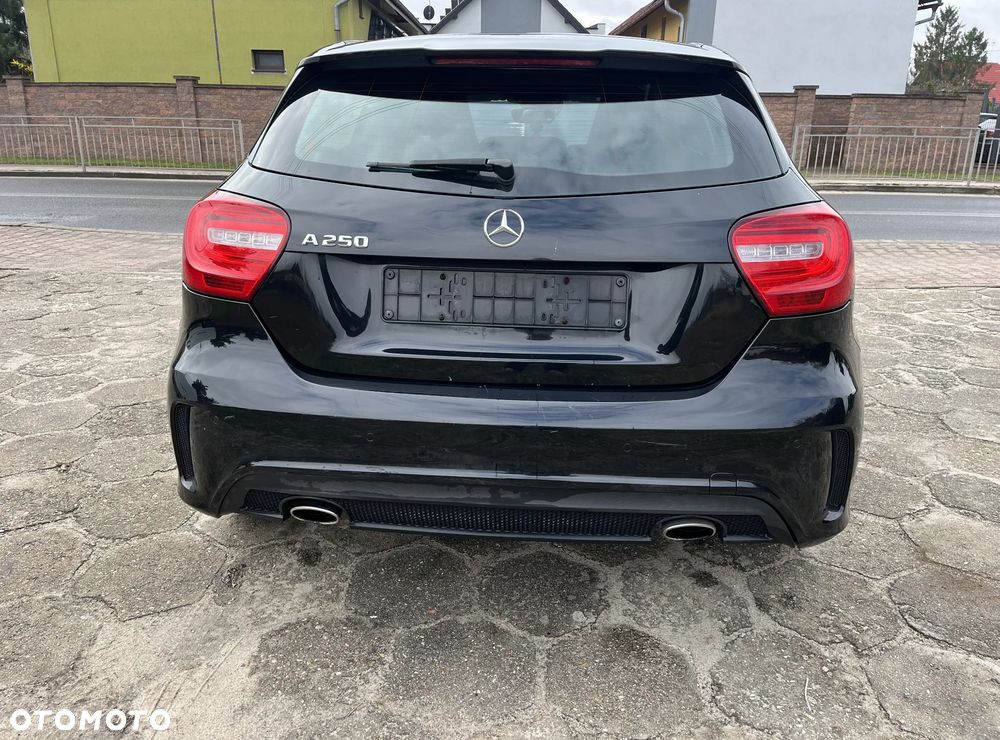 Mercedes-Benz Klasa A 250 (BlueEFFICIENCY) 7G-DCT AMG Sport - 6