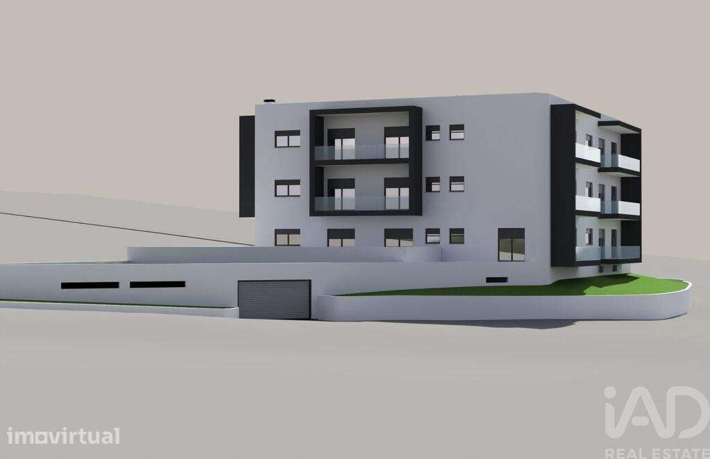 Apartamento T3 em Nogueira do Cravo e Pindelo de 160,00 m2