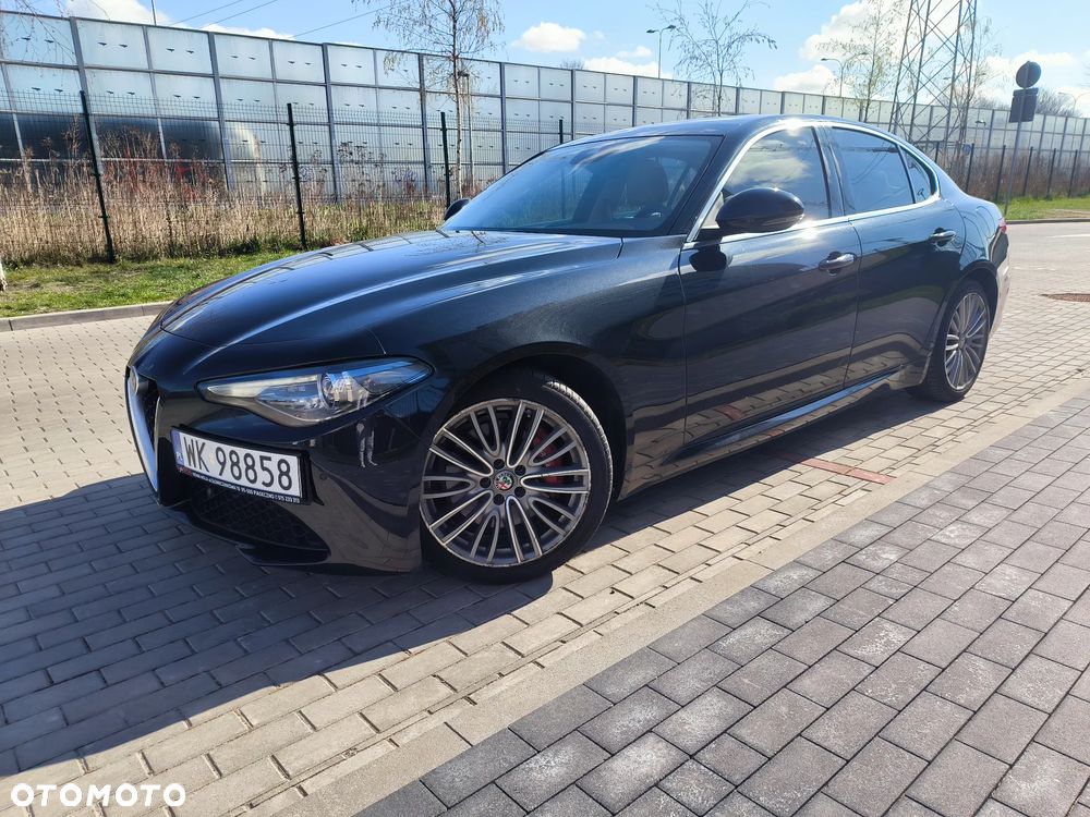 Alfa Romeo Giulia 2.0 Turbo 16V AT8 Veloce - 2