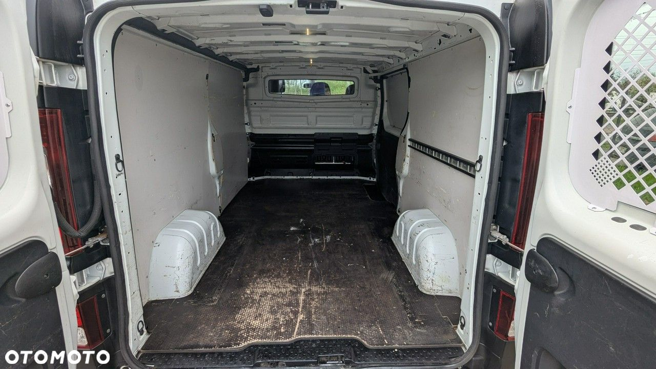 Renault Trafic - 30