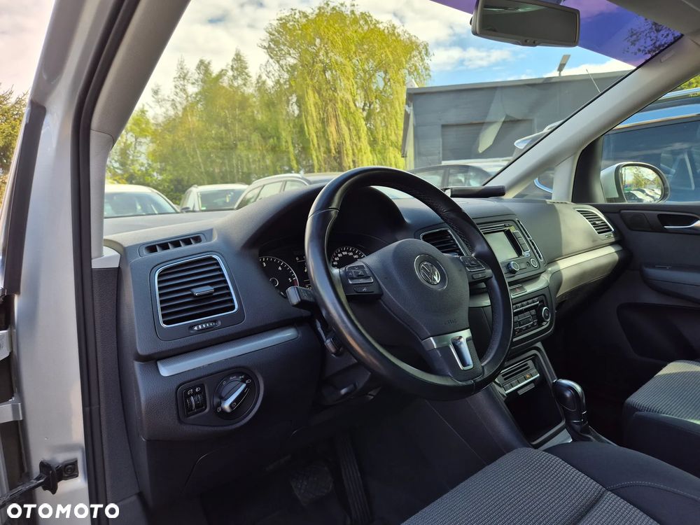 Volkswagen Sharan 2.0 TDI DSG BlueMotion Technology Comfortline - 19