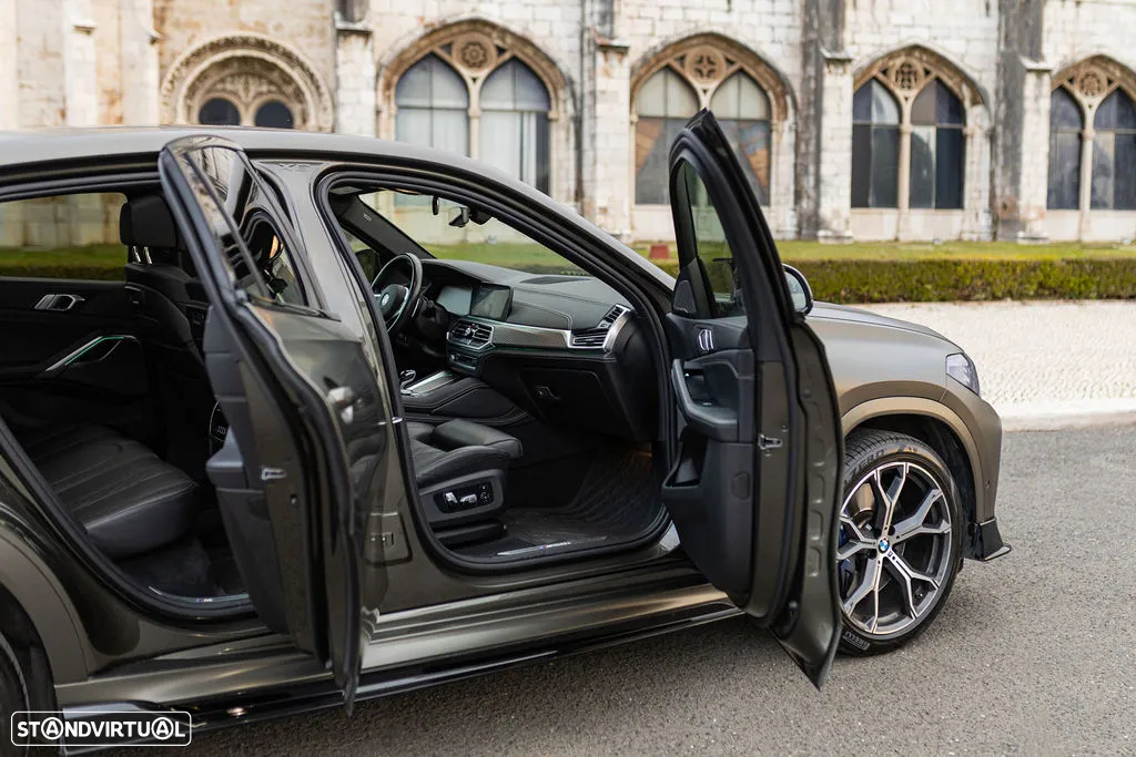 BMW X6 M Competition - 11