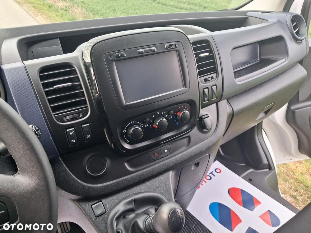 Opel Vivaro - 19