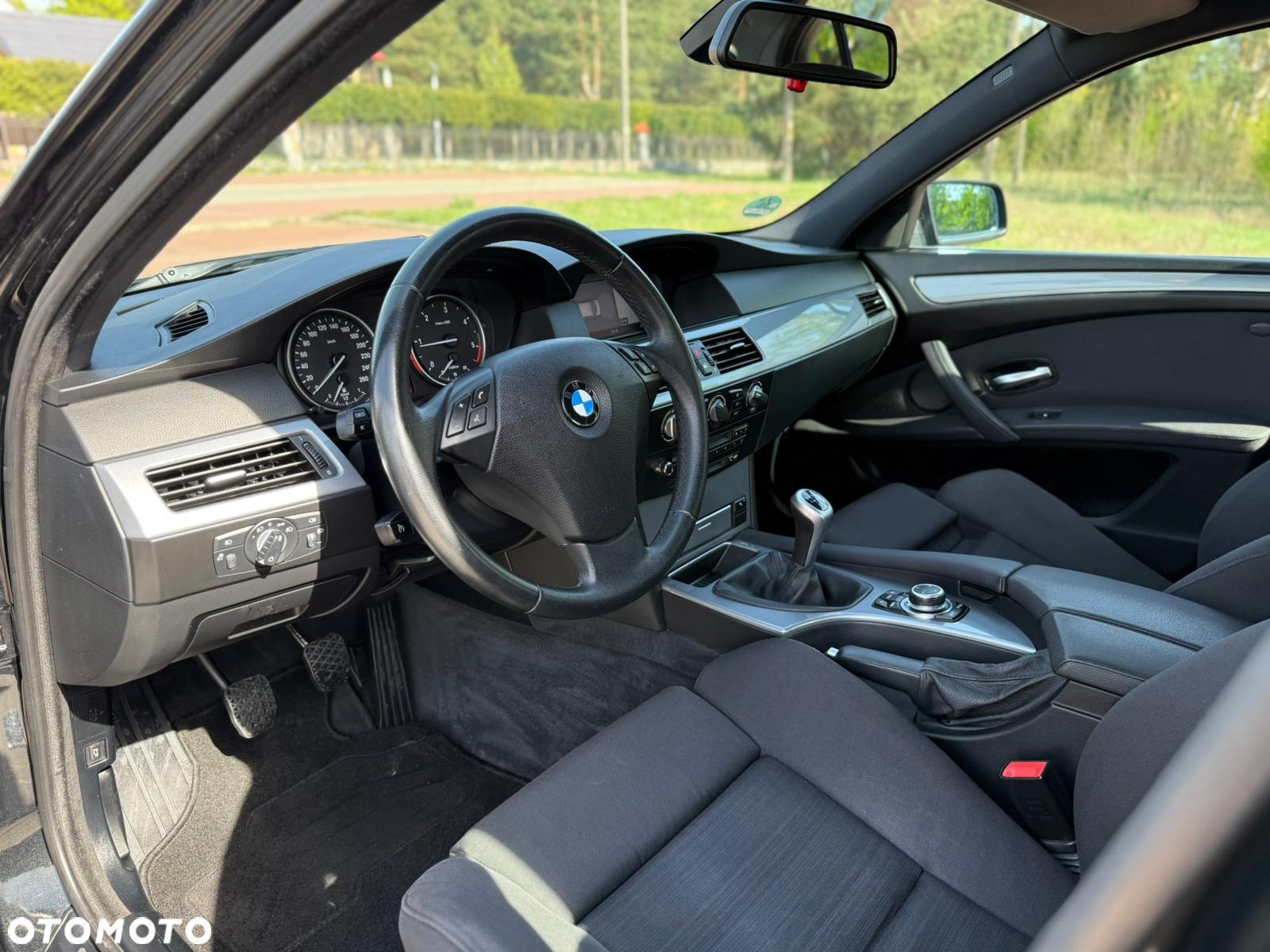 BMW Seria 5 520d Edition Sport - 21