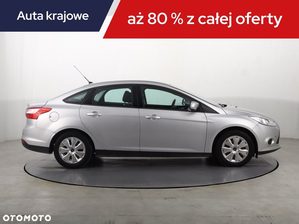 Ford Focus - 8