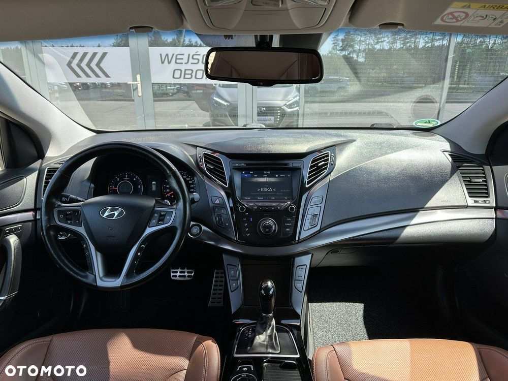 Hyundai i40 Kombi 1.7 CRDi DCT Premium - 10