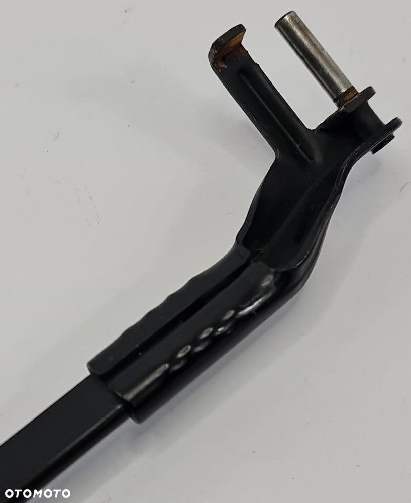 RAMIE WYCIERACZKI LEWE MERCEDES W212 EUROPA - 2