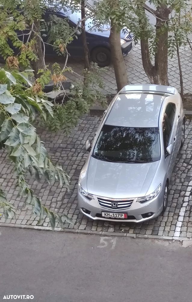 Honda Accord 2.0 Elegance - 1