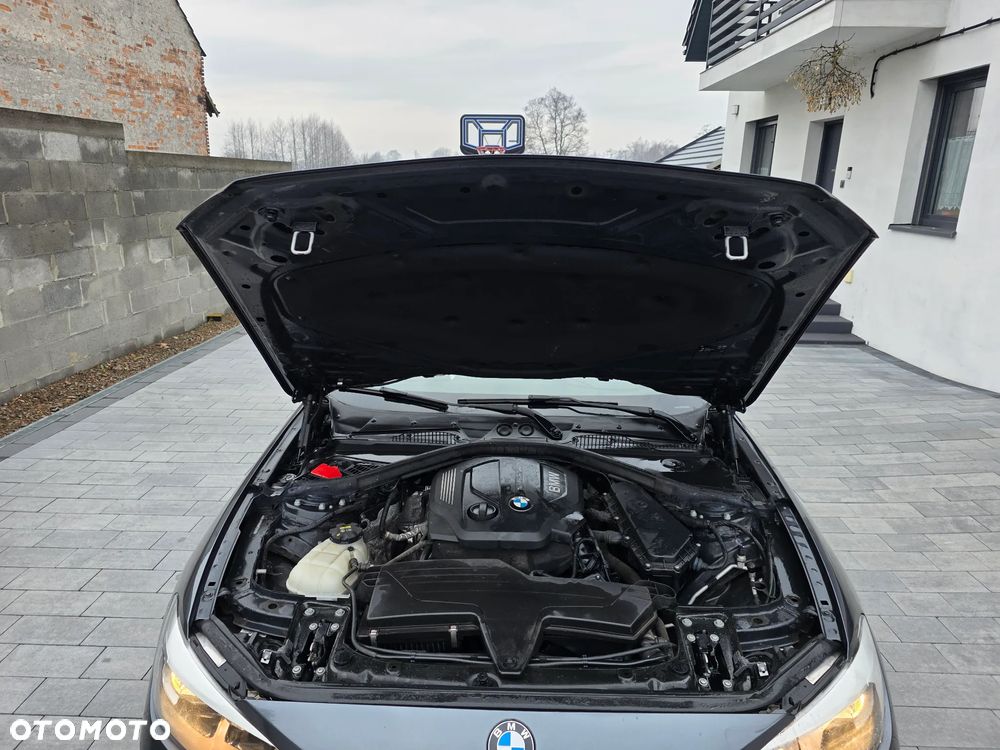 BMW Seria 1 - 32