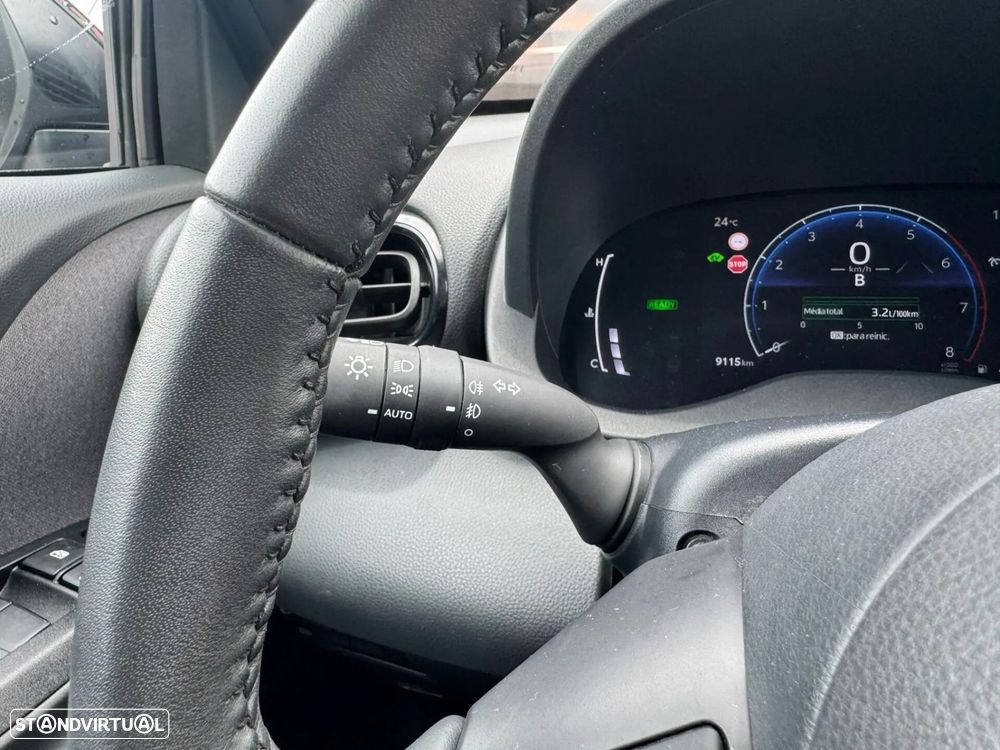 Toyota Yaris Cross 1.5 HDF Comfort Plus AWD - 31