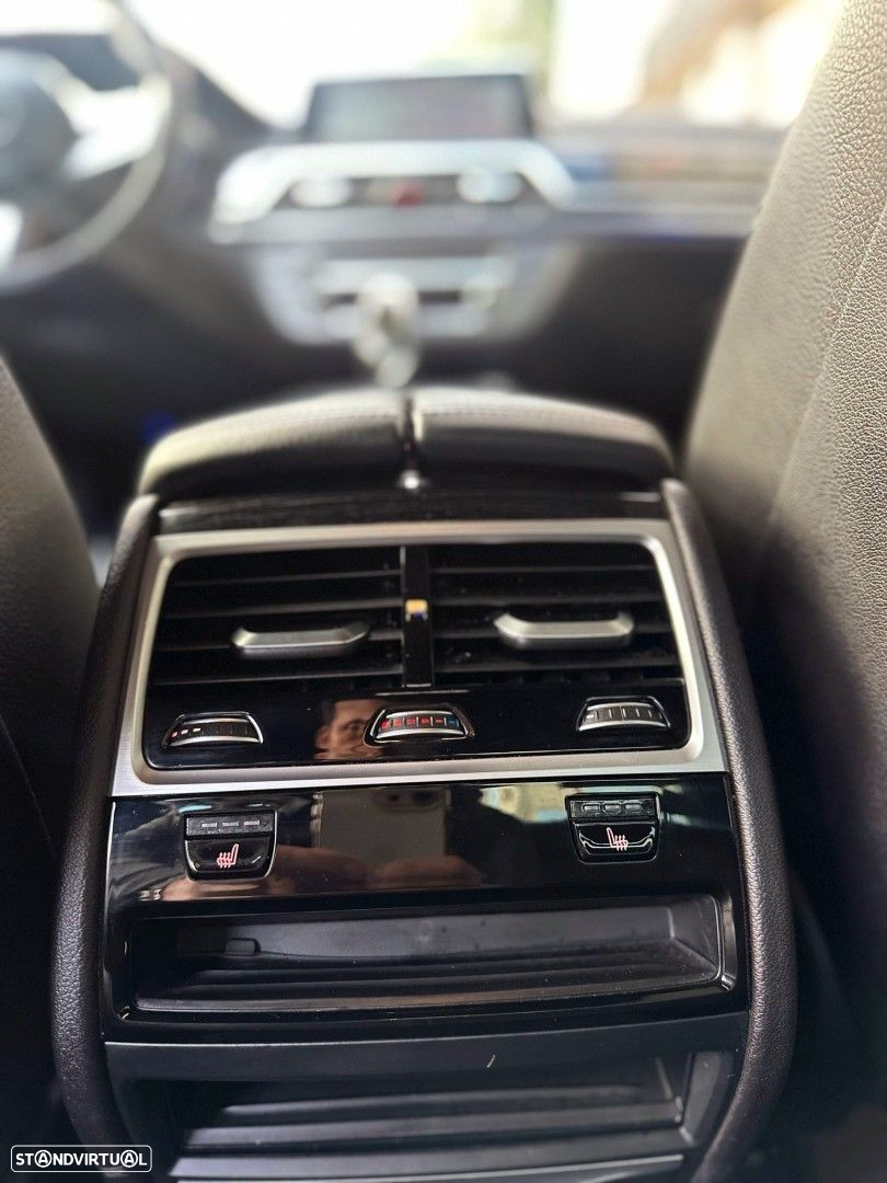 BMW 730 d xDrive Pack M - 12