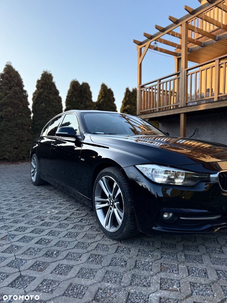 BMW Seria 3 320i Sport Line - 7