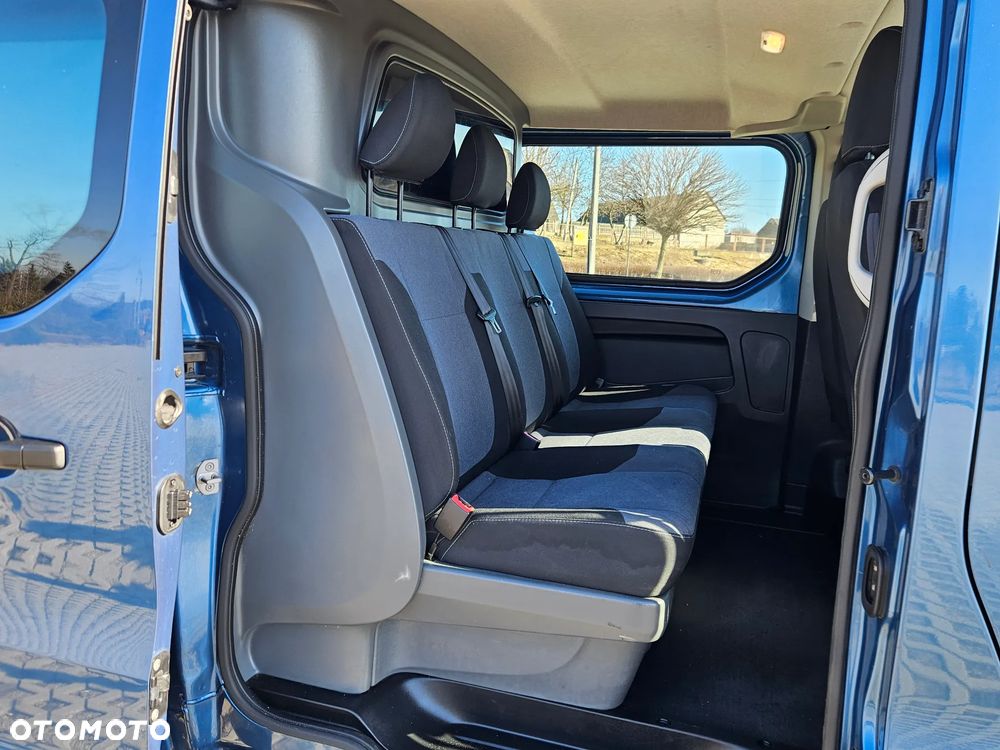 Opel Vivaro L2-long 5 osób , Brygadówka - 11