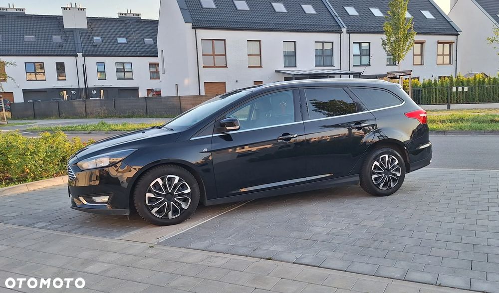 Ford Focus 2.0 TDCi Titanium ASS PowerShift - 6