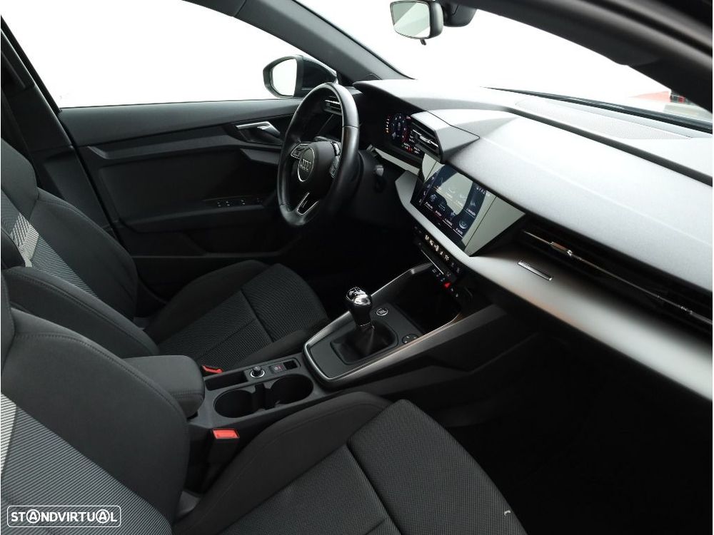 Audi A3 Limousine 30 TDI S line - 14