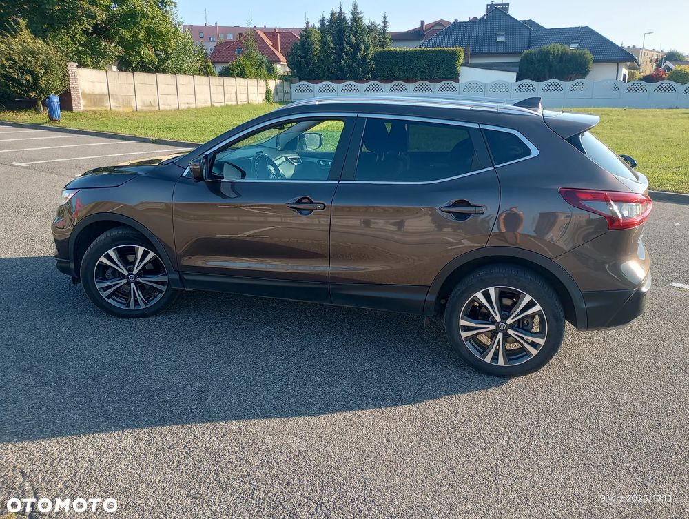 Nissan Qashqai 1.3 DIG-T N-CONNECTA - 1