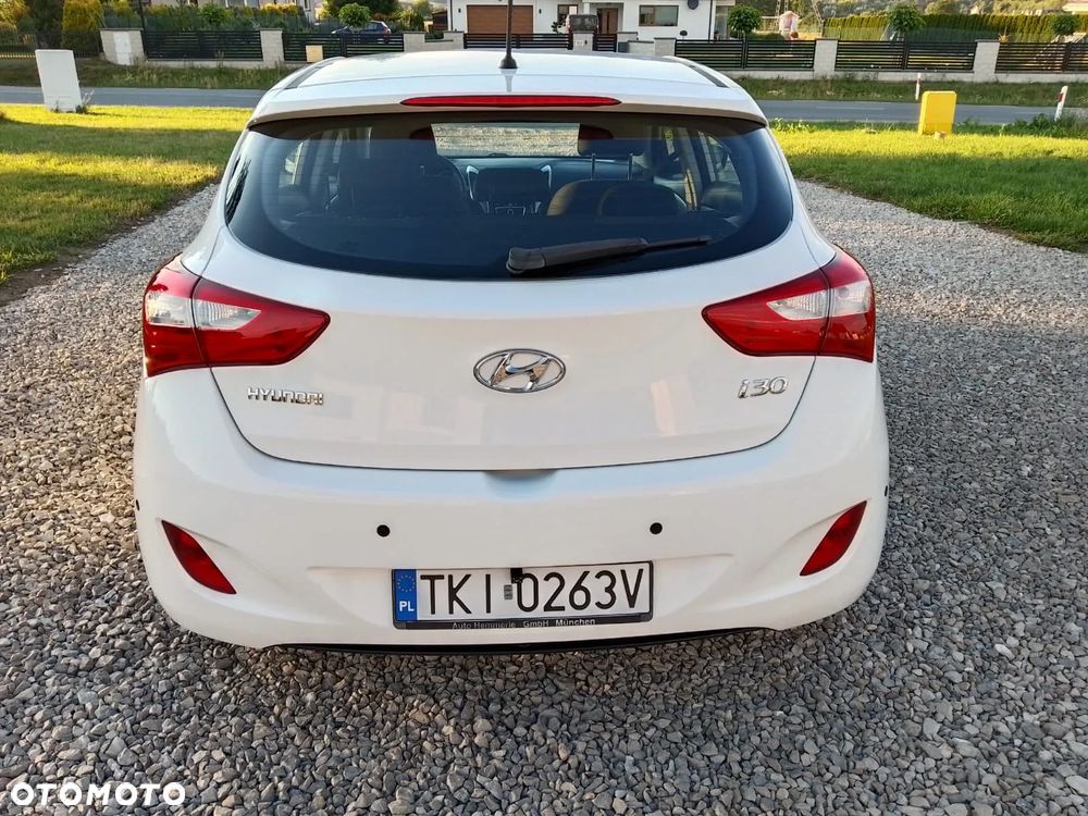 Hyundai i30 1.4 BlueDrive Comfort - 23