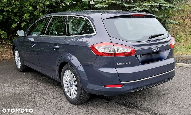 Ford Mondeo 2.0 Ghia - 17