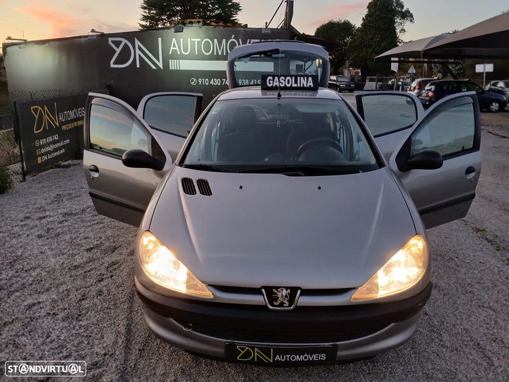 Peugeot 206 1.1 Color Line