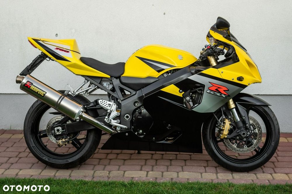 Suzuki GSX-R - 7