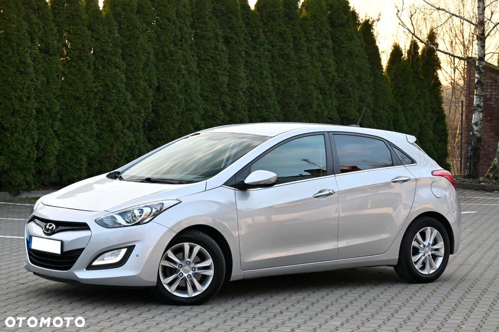 Hyundai i30 1.6 CRDi Premium - 11
