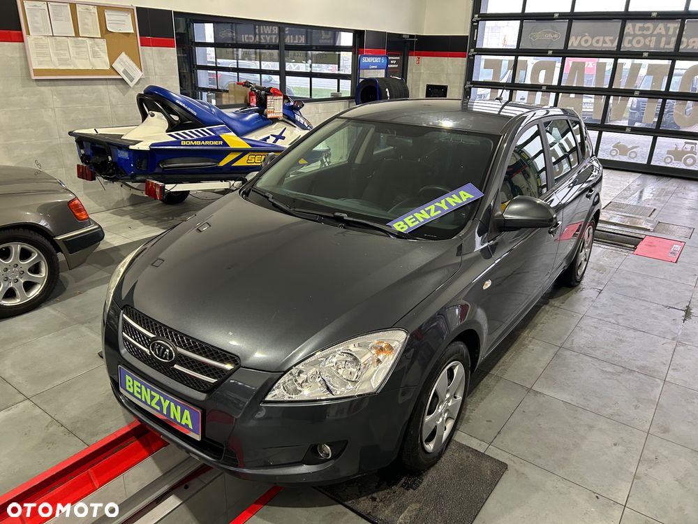 Kia Ceed - 2