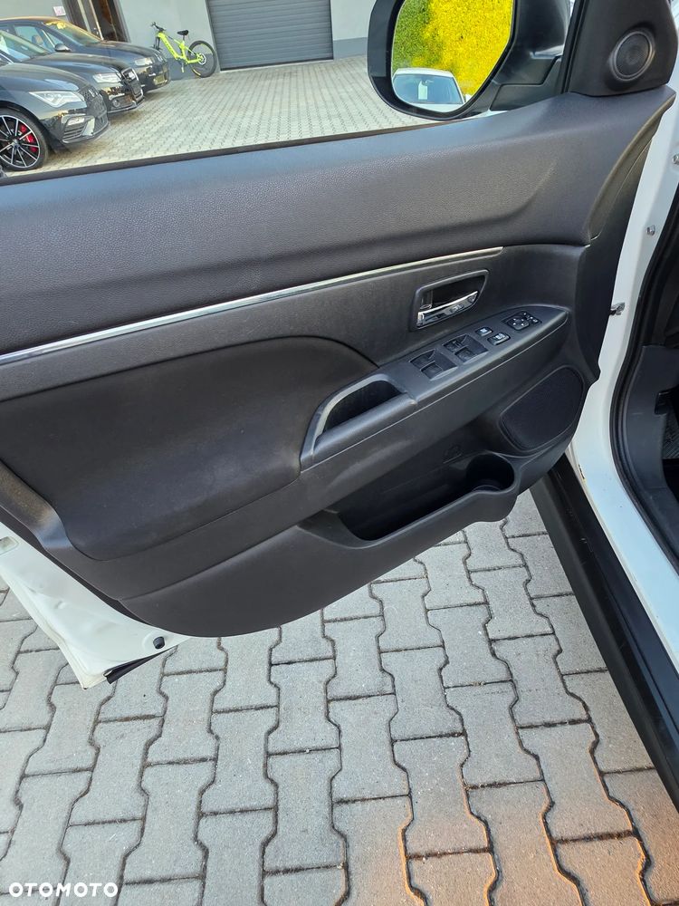 Mitsubishi ASX - 18