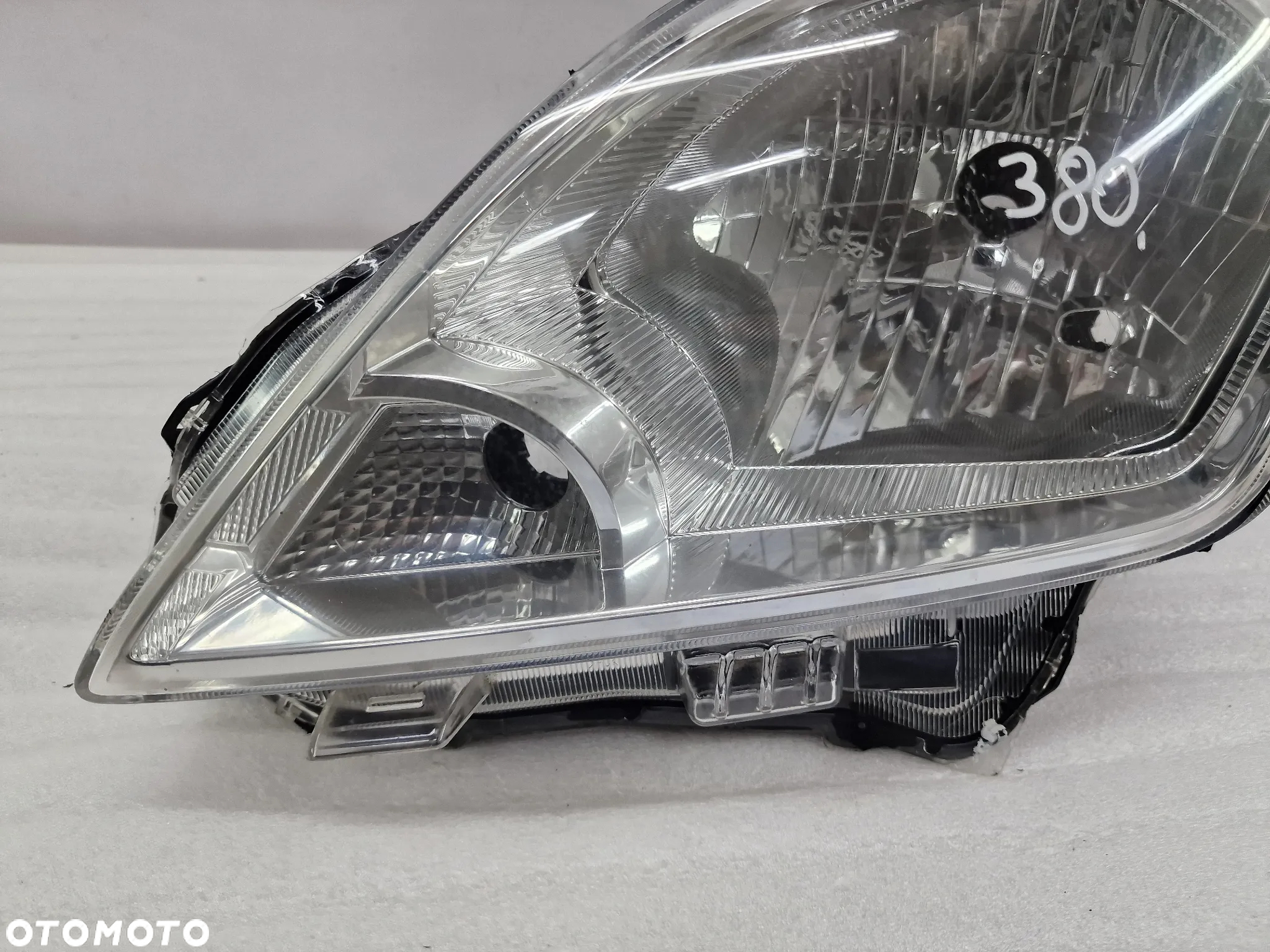 SUZUKI BALENO II 15- LEWA LAMPA PRZEDNIA PRZÓD , NR AUKCJI LA380 - 3