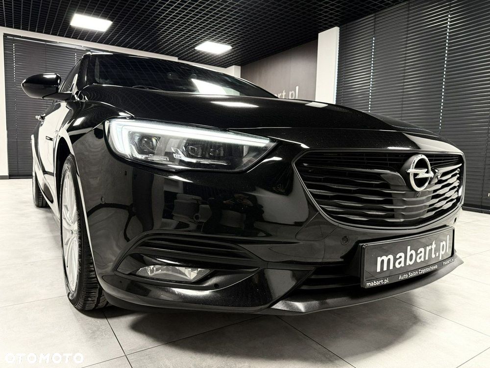Opel Insignia - 18