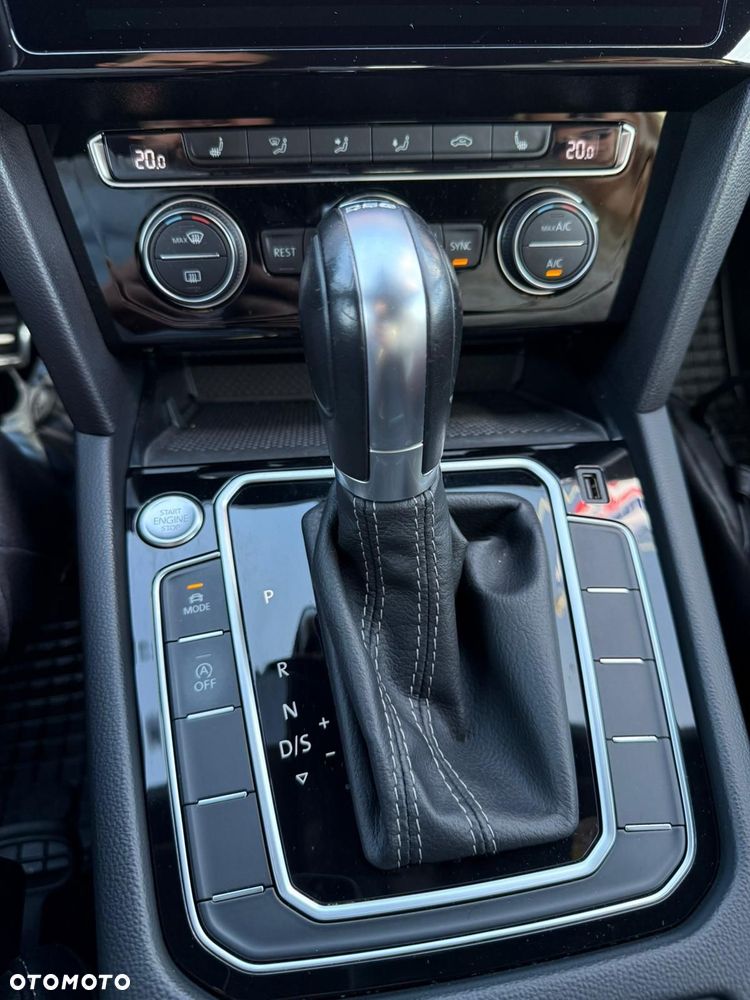 Volkswagen Arteon 2.0 TSI R-Line DSG - 26