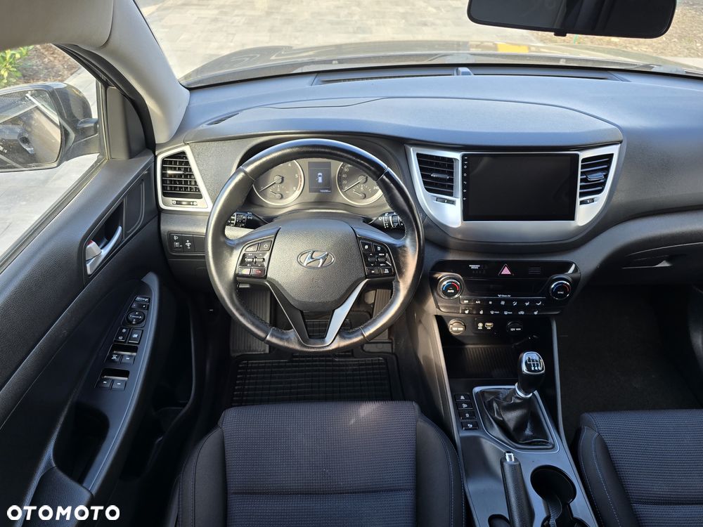 Hyundai Tucson blue 1.7 CRDi 2WD Passion Plus - 23