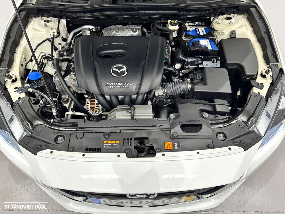 Mazda 3 1.5 Sky-G Evolve HS - 11