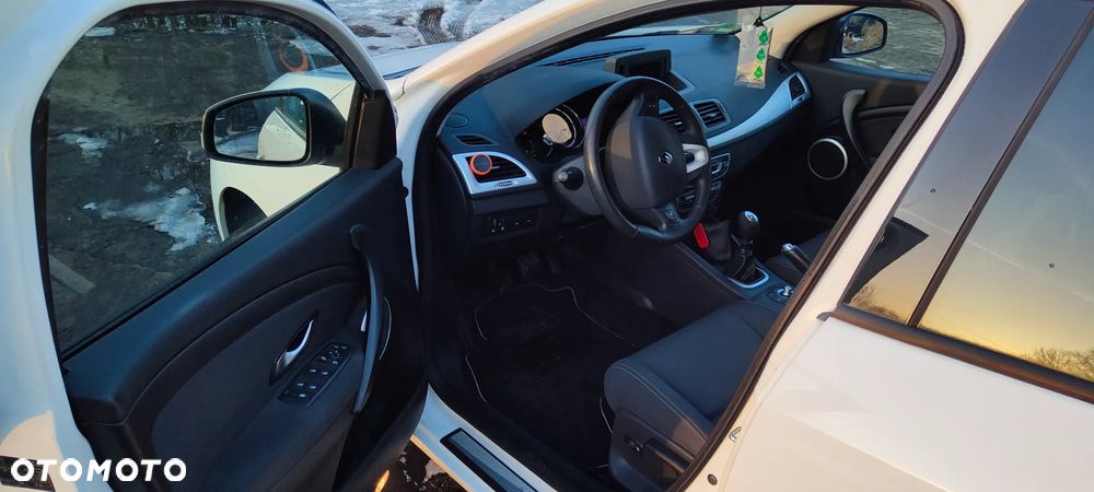 Renault Megane 1.6 16V 110 Expression - 11