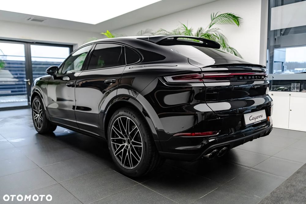 Porsche Cayenne Standard - 2