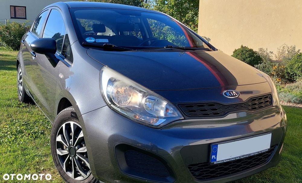 Kia Rio - 1