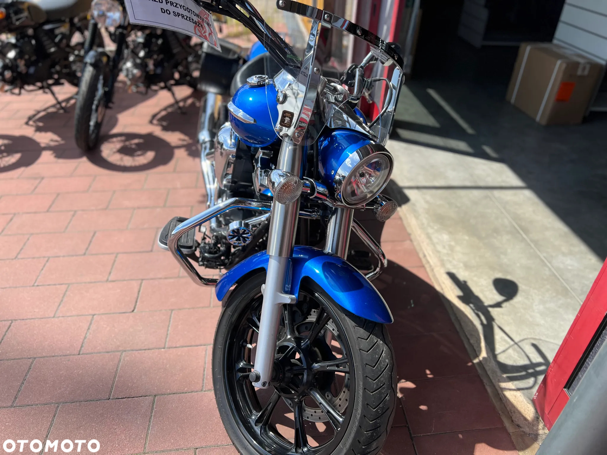 Yamaha XVS - 8