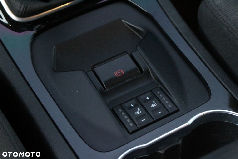 Ford S-Max 2.0 TDCi DPF Titanium - 31