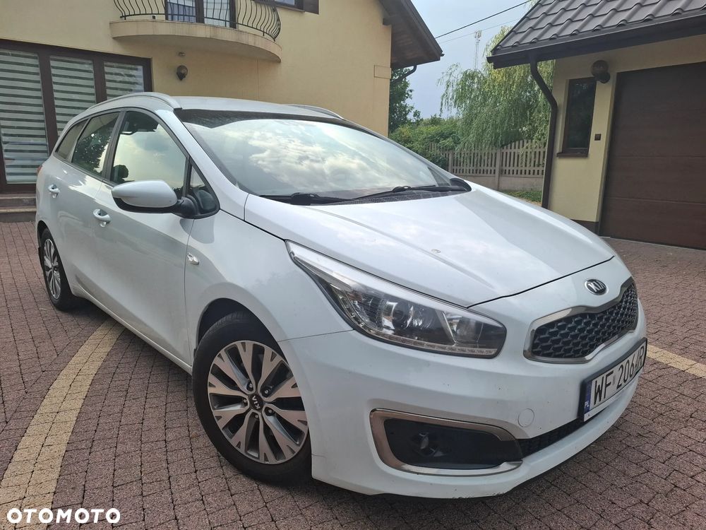 Kia Ceed - 1