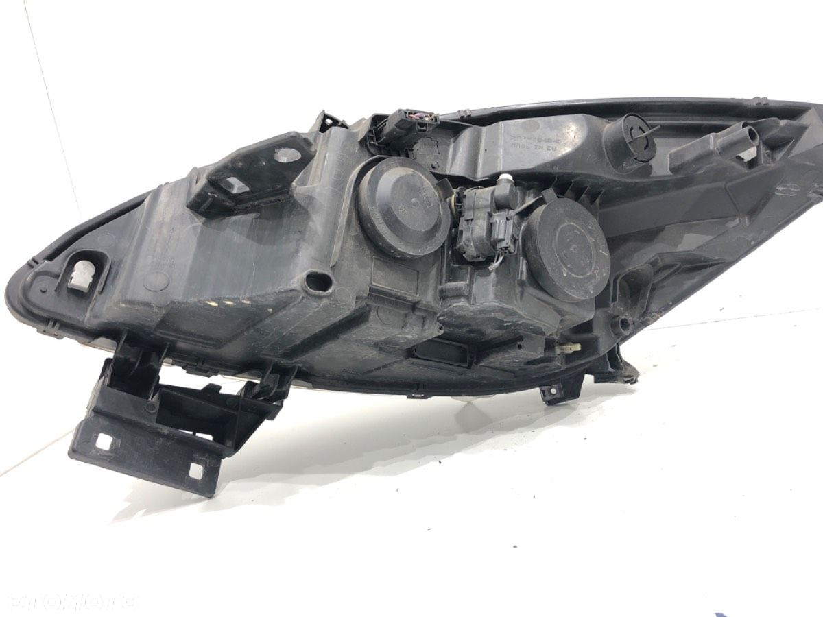REFLEKTOR PRAWY PRZÓD - 382.00 PLN - RENAULT SCÉNIC III (JZ0/1_) 2008 - 2022 1.6 dCi (JZ00, JZ12) - 8